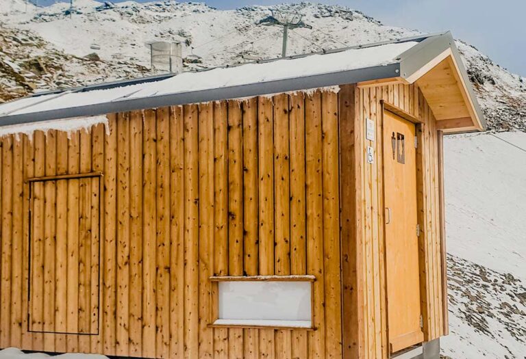 saniter_2_pans_valloire_station_de_ski
